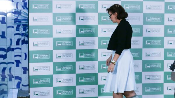 Ex-deputada Carla Zambelli durante coletiva na Câmara dos Deputados. Brasília (DF), 23 de abril de 2024 - Sputnik Brasil