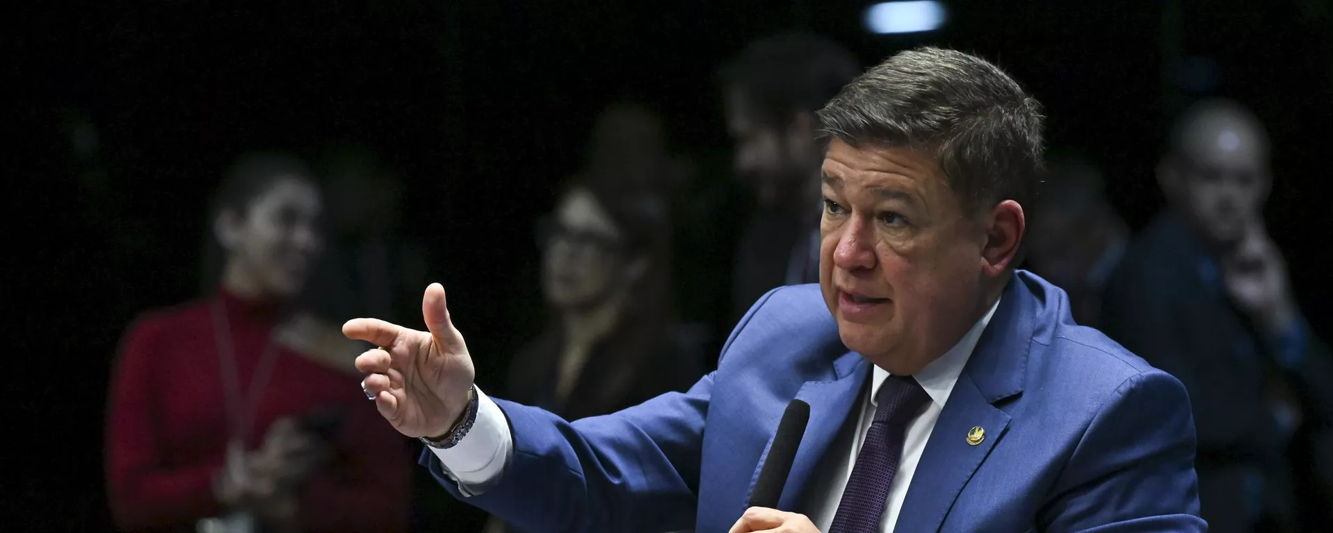 Carlos Viana em pronunciamento à bancada no Senado, em Brasília (DF). Brasil, 16 de julho de 2025 - Sputnik Brasil, 1920, 30.07.2025