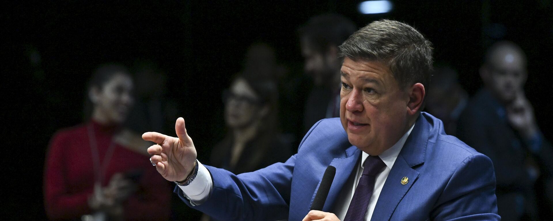 Carlos Viana em pronunciamento à bancada no Senado, em Brasília (DF). Brasil, 16 de julho de 2025 - Sputnik Brasil, 1920, 30.07.2025