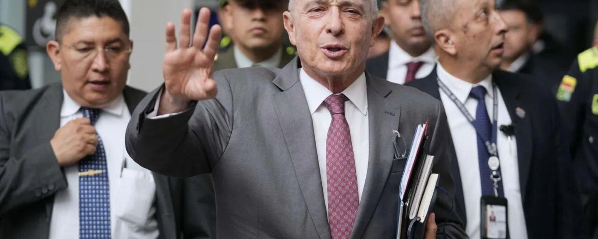 O ex-presidente colombiano Álvaro Uribe - Sputnik Brasil, 1920, 01.08.2025