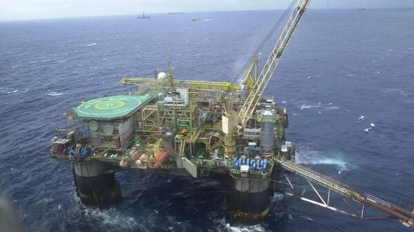 Brasil bate recorde histórico na produção de petróleo e gás - Sputnik Brasil