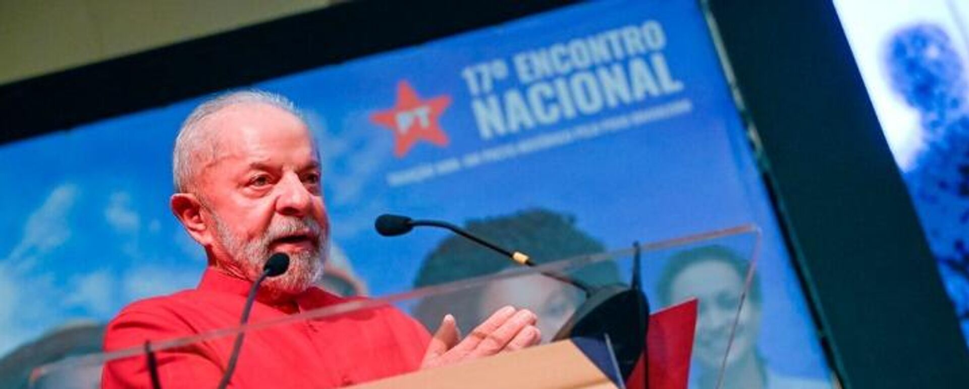 O presidente do Brasil, Luiz Inácio Lula da Silva, durante evento do PT, em Brasília. 3 de agosto de 2025. - Sputnik Brasil, 1920, 03.08.2025