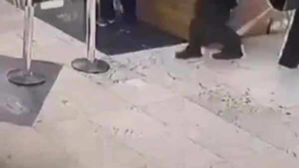 Preso mata policial penal e foge fardado de hospital em Belo Horizonte Preso mata policial penal e foge fardado de hospital em Belo Horizonte - Sputnik Brasil