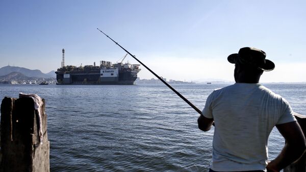 A Petrobras anunciou a chegada da plataforma de petróleo, P-67, ancorada na Baía de Guanabara, destinada ao Sistema de Produção do Campo de Lula, no pré-sal da Bacia de Santos, Rio de Janeiro, 19 de julho de 2018 - Sputnik Brasil