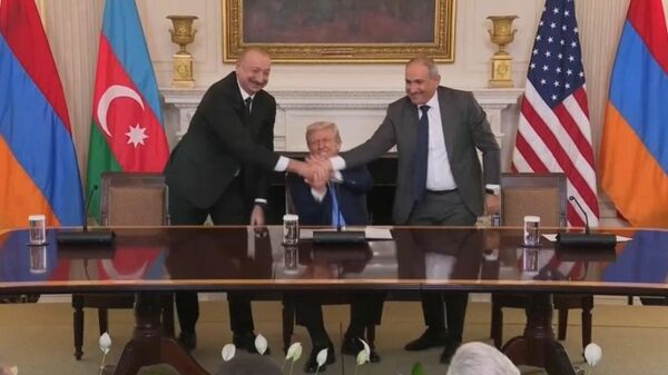 Irã se opõe ao compromisso apoiado por Trump de criar corredor através da Armênia - Sputnik Brasil