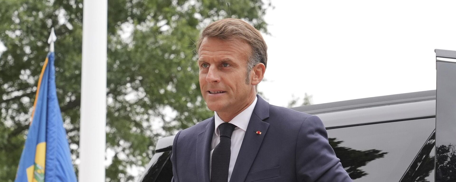 O presidente francês, Emmanuel Macron, chega para se encontrar com o presidente Donald Trump e Vladimir Zelensky na Casa Branca, 18 de agosto de 2025 - Sputnik Brasil, 1920, 18.08.2025