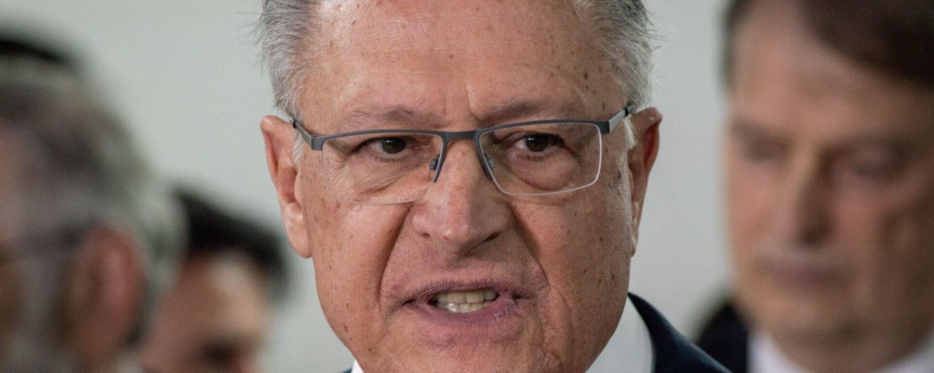 O vice-presidente e ministro do Desenvolvimento, Indústria, Comércio e Serviços, Geraldo Alckmin, durante evento empresarial. São Paulo, 19 de agosto de 2025 - Sputnik Brasil, 1920, 15.01.2026