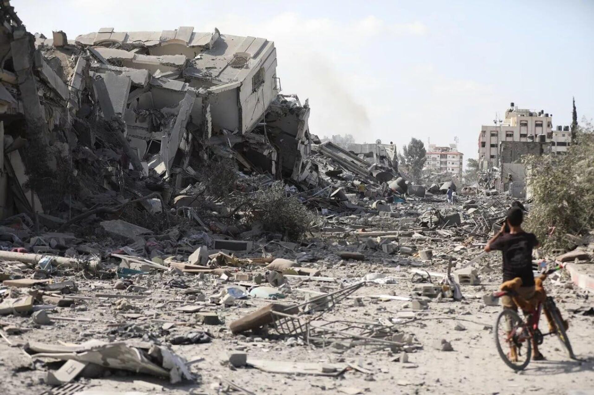 Mídia: Forças de Defesa de Israel lançam ofensiva a Gaza e controlam arredores da cidade Mídia: Forças de Defesa de Israel lançam ofensiva a Gaza e controlam arredores da cidade