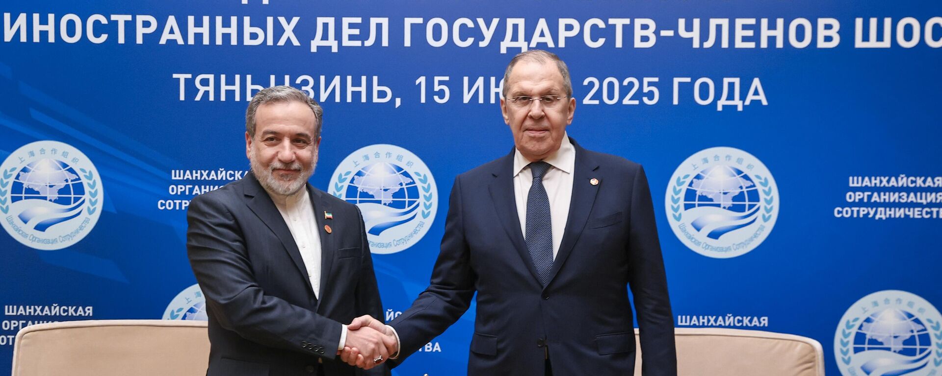 Visita do Ministro das Relações Exteriores da Rússia, S. Lavrov, à China - Sputnik Brasil, 1920, 22.08.2025