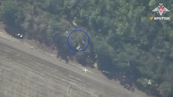 Ataque combinado de mísseis, drones e aviação russa elimina mais de 600 militares ucranianos, mostra MD russo - Sputnik Brasil