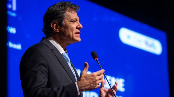 O ministro da Fazenda, Fernando Haddad, durante seminário em 20 de agosto de 2025 - Sputnik Brasil