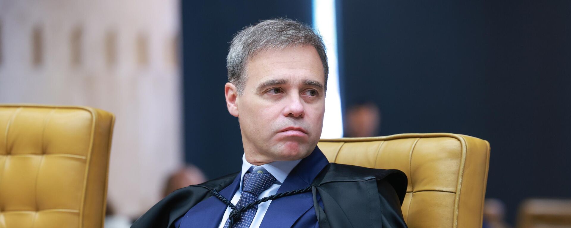 André Mendonça, ministro do Supremo Tribunal Federal, durante sessão plenária da Corte, em 21 de agosto de 2025 - Sputnik Brasil, 1920, 17.03.2026