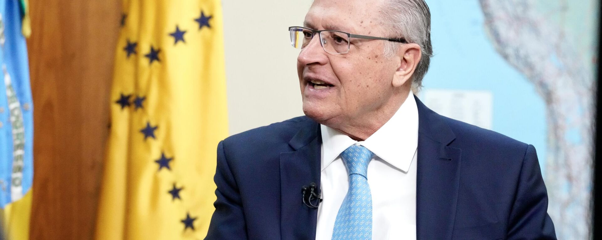 O vice-presidente do Brasil, Geraldo Alckmin, durante entrevista - Sputnik Brasil, 1920, 28.08.2025