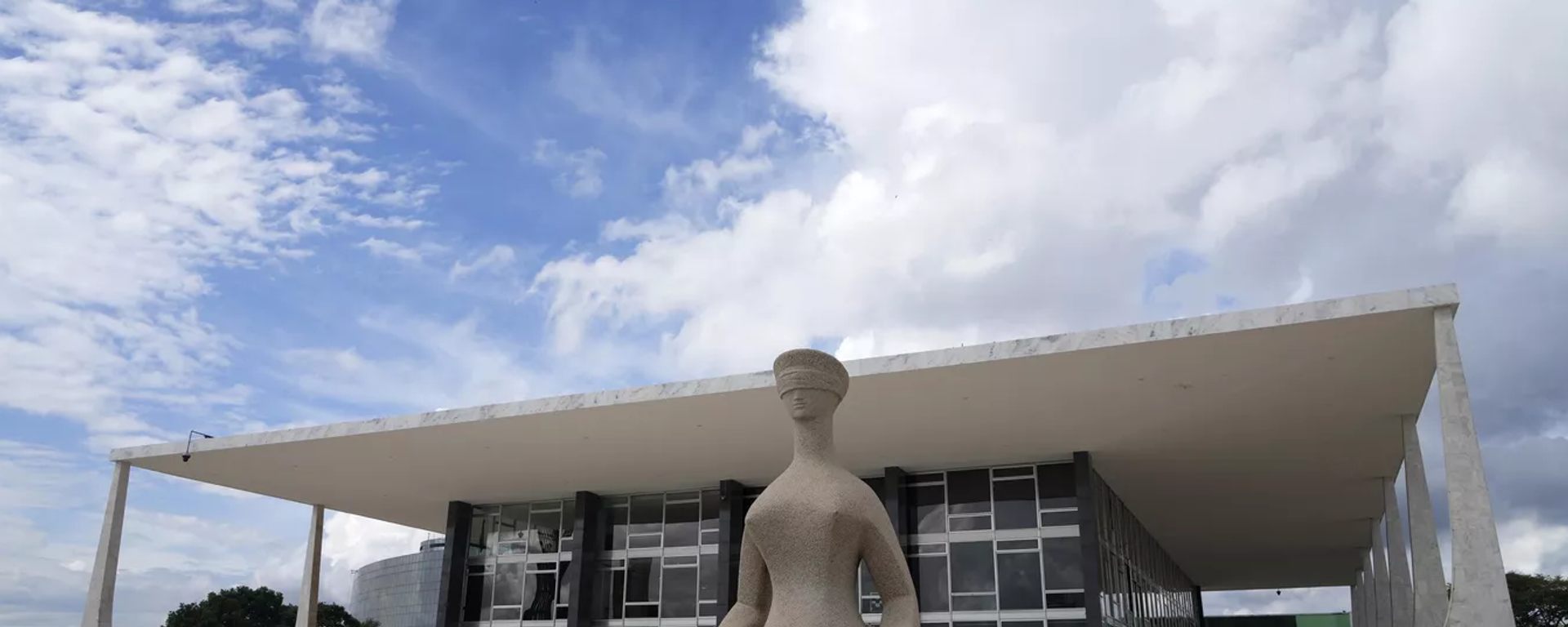 STF inicia julgamento de Jair Bolsonaro e aliados por tentativa de golpe de Estado - Sputnik Brasil, 1920, 02.09.2025