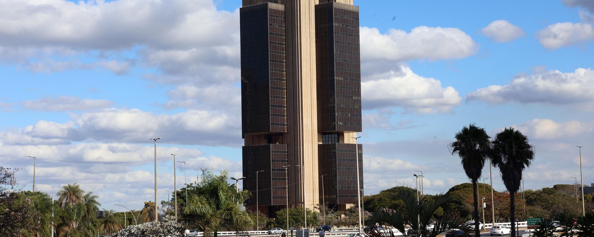 Edifício do Banco Central do Brasil, em Brasília (DF), em 11 de julho de 2025 - Sputnik Brasil, 1920, 17.11.2025