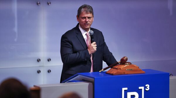 Governador de São Paulo, Tarcísio de Freitas, discursa durante leilão de linhas do metrô em São Paulo. 28 de março de 2025 - Sputnik Brasil