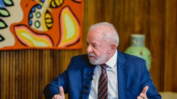 Presidente do Brasil, Luiz Inácio Lula da Silva, durante entrevista em agosto de 2025 - Sputnik Brasil