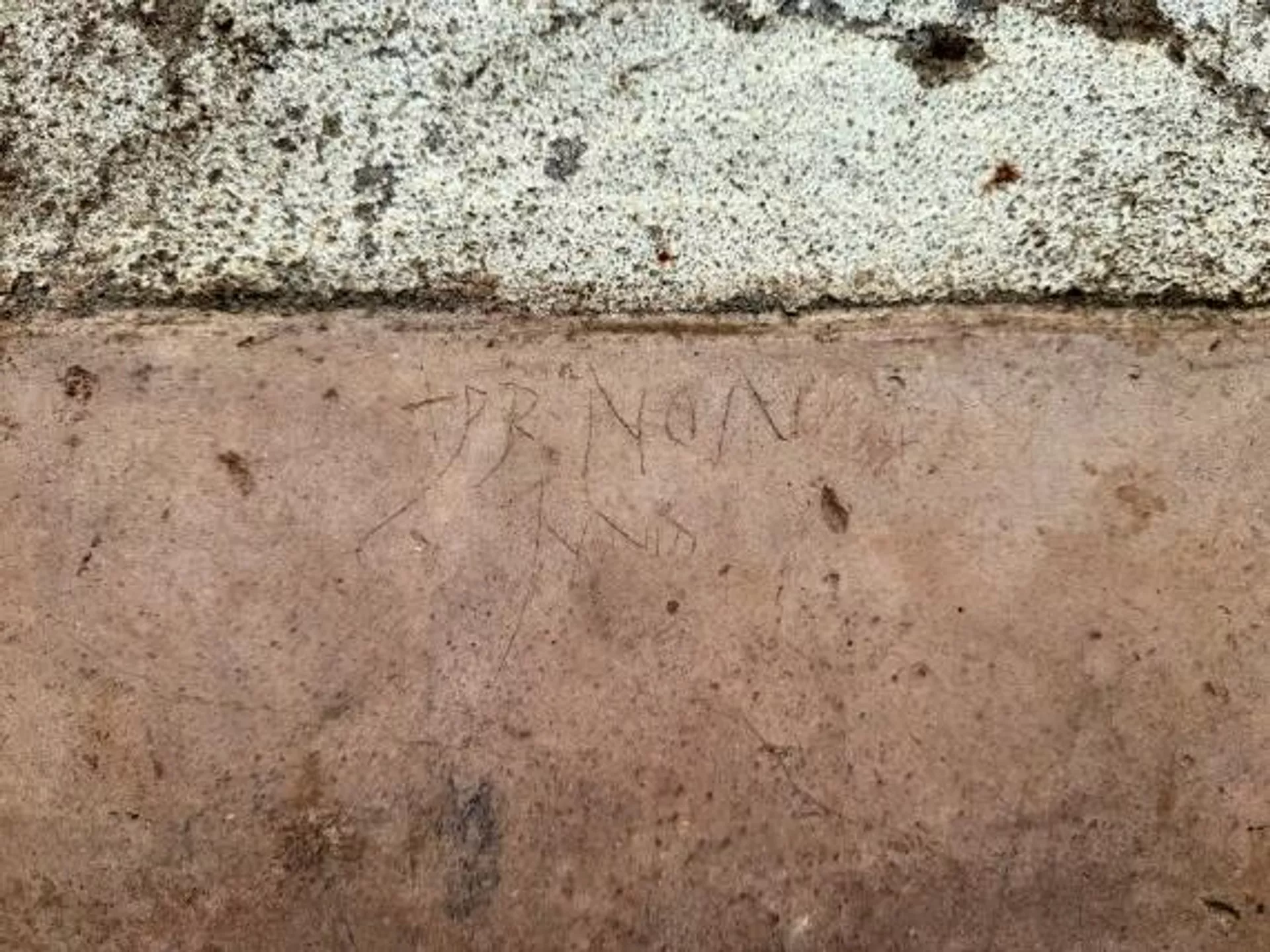 Graffiti em Pompeia - Sputnik Brasil, 1920, 12.09.2025