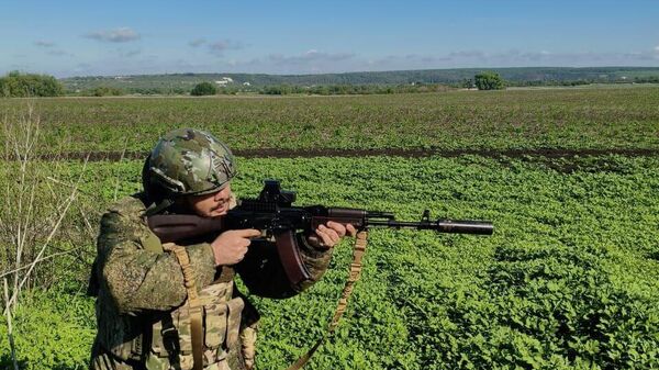 Igor Pereira, o brasileiro que se juntou ao Exército russo para a defender na Ucrânia. - Sputnik Brasil