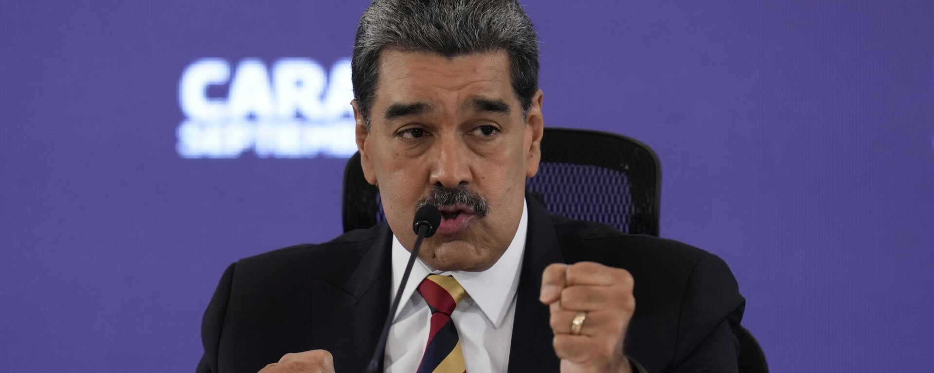O presidente da Venezuela, Nicolás Maduro, durante coletiva de imprensa em Caracas, na Venezuela, em setembro de 2025 - Sputnik Brasil, 1920, 31.10.2025