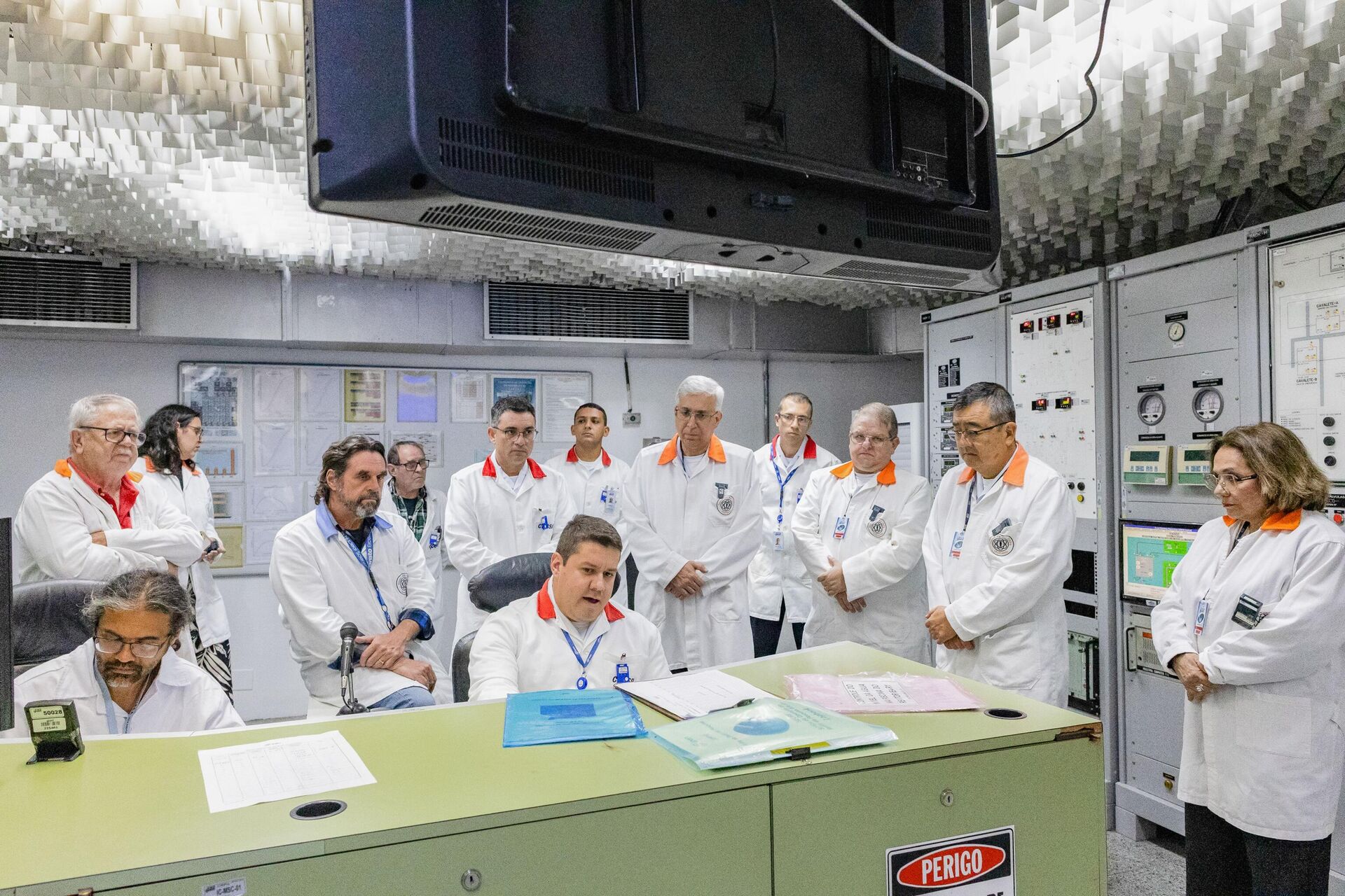 Reator do IPEN no âmbito da parceria com a Marinha na produção de radioisótopos