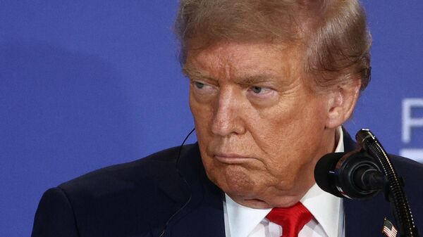 O presidente dos Estados Unidos, Donald Trump, durante evento oficial em agosto de 2025 - Sputnik Brasil