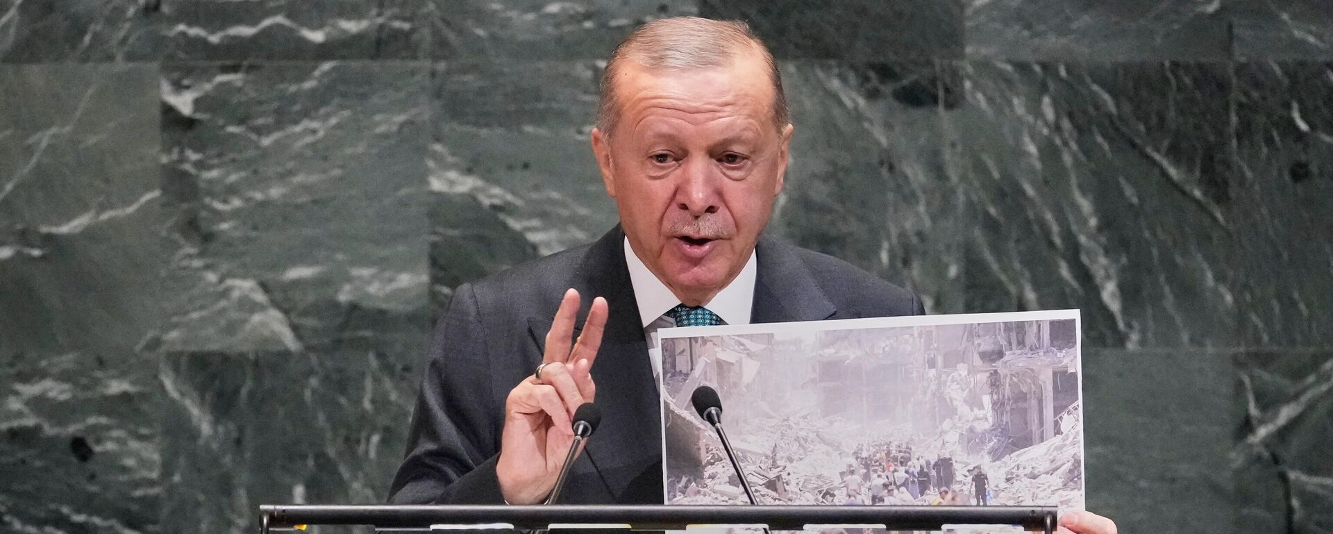 O presidente da Turquia, Recep Tayyip Erdogan, discursa na 80ª sessão da Assembleia Geral das Nações Unidas, em 23 de setembro de 2025 - Sputnik Brasil, 1920, 23.09.2025