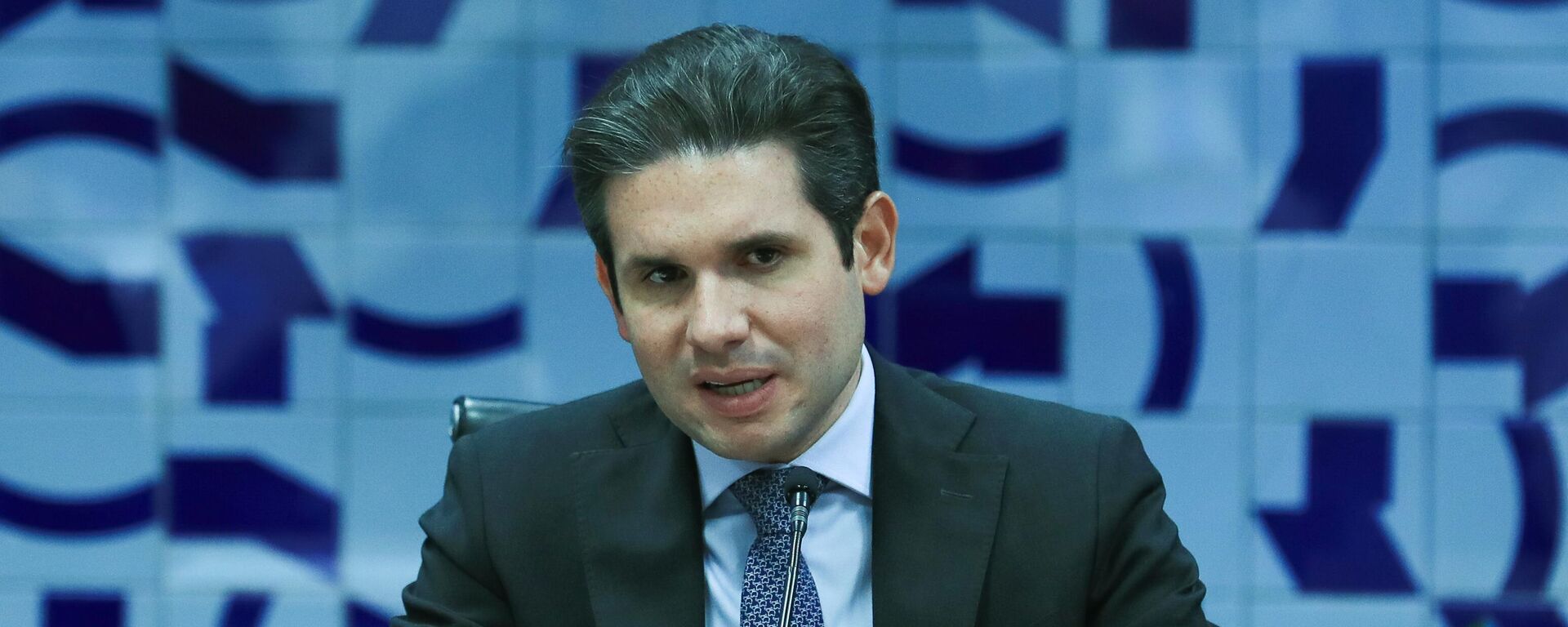 Presidente da Câmara dos Deputados, Hugo Motta, durante reunião de líderes, em Brasília (DF), em 26 de agosto de 2025 - Sputnik Brasil, 1920, 25.11.2025