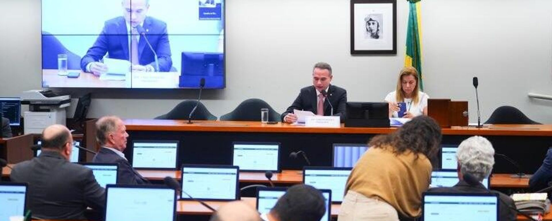 Processo contra Eduardo Bolsonaro avança na Câmara a pedido do PT - Sputnik Brasil, 1920, 23.09.2025