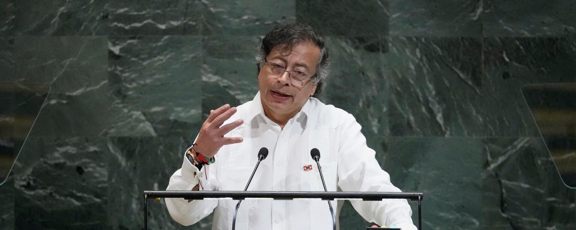 O presidente da Colômbia, Gustavo Petro, durante discurso na Assembleia Geral das Nações Unidas (AGNU), em Nova York, Estados Unidos, em setembro de 2025 - Sputnik Brasil, 1920, 27.09.2025
