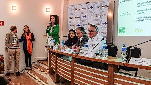 Ministro da Saúde, José Padilha, fala sobre número de transplantes alcançados pelo Brasil no primeiro semestre de 2025. - Sputnik Brasil