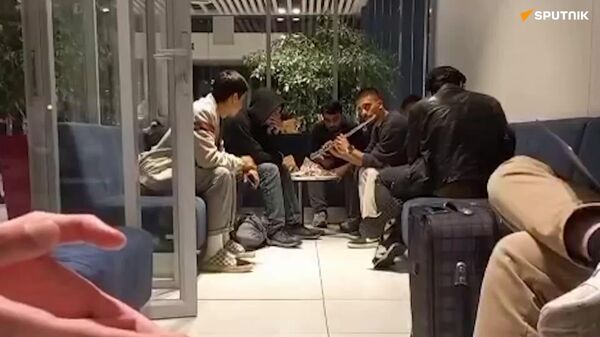 Moldávia recusa amplamente entrada a estrangeiros às vésperas das eleições, diz testemunha - Sputnik Brasil