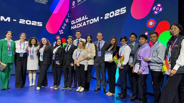 Equipe brasileira do IME, TupiTech, vence, em Moscou, o Global Hackatom 2025, promovido pela Rosatom - Sputnik Brasil