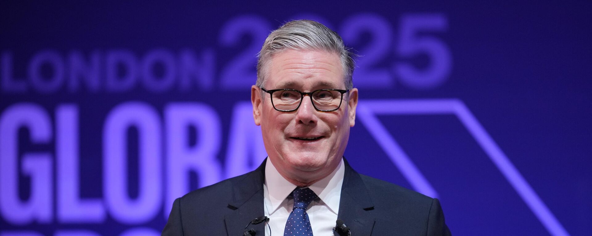 O primeiro-ministro do Reino Unido, Keir Starmer, discursa em evento em Londres, em setembro de 2025 - Sputnik Brasil, 1920, 01.10.2025
