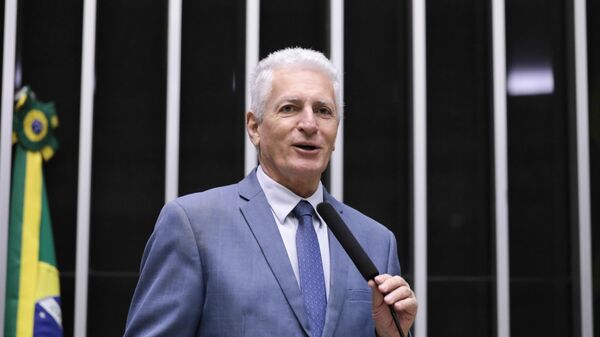 Deputado federal Rogério Correia (PT-MG) durante sessão deliberativa do plenário da Câmara, em 23 de setembro de 2025 - Sputnik Brasil