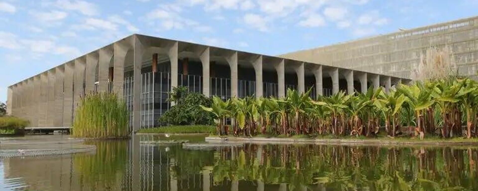 Itamaraty critica ação de Israel contra flotilha e cobra segurança de brasileiros detidos - Sputnik Brasil, 1920, 01.10.2025