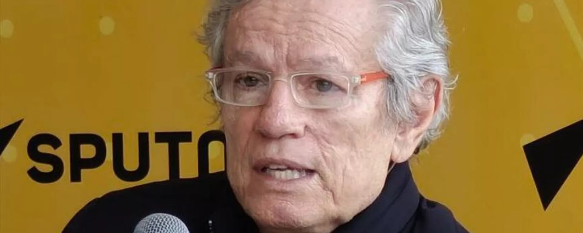 O economista Paulo Nogueira Batista Jr. discursa em painel em evento de celebração de dez anos da Sputnik Brasil, no Rio de Janeiro (RJ). Brasil, 3 de julho de 2025 O economista Paulo Nogueira Batista Jr. discursa em painel em evento de celebração de dez anos da Sputnik Brasil, no Rio de Janeiro (RJ). Brasil, 3 de julho de 2025 - Sputnik Brasil, 1920, 02.10.2025