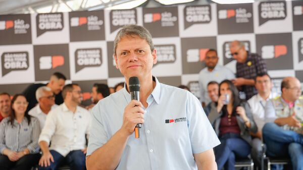 O governador de São Paulo, Tarcísio de Freitas (Republicanos), durante evento oficial em outubro de 2025 - Sputnik Brasil