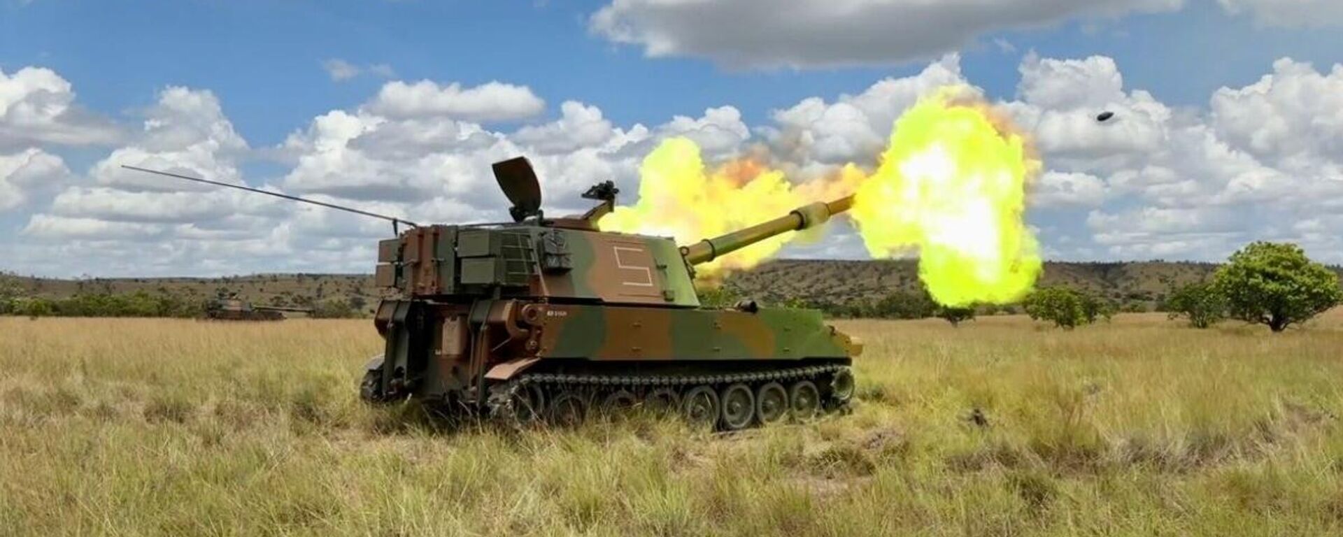 Tanque dispara maior míssil já desenvolvido no Brasil durante operação militar em Roraima. 9 de outubro de 2025 - Sputnik Brasil, 1920, 09.10.2025