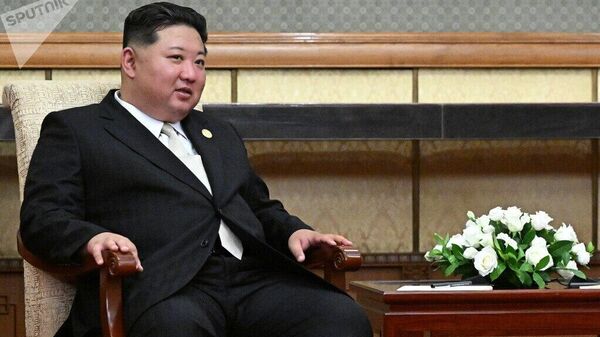 Posição de Pyongyang sobre a Ucrânia permanece clara e consistente, diz Kim Jong-un - Sputnik Brasil