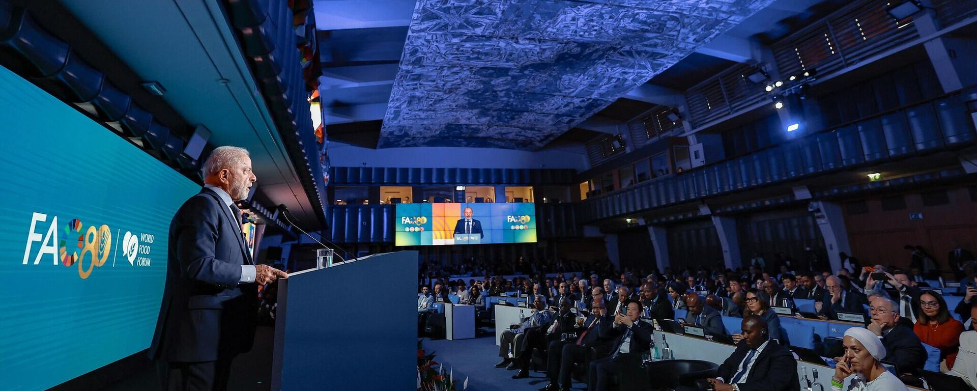 O presidente do Brasil, Luiz Inácio Lula da Silva, durante abertura do Fórum Mundial da Alimentação, em Roma. Itália, 13 de outubro de 2025 - Sputnik Brasil, 1920, 13.10.2025
