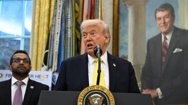 O presidente dos Estados Unidos, Donald Trump, durante coletiva de imprensa na Casa Branca, em outubro de 2025 - Sputnik Brasil