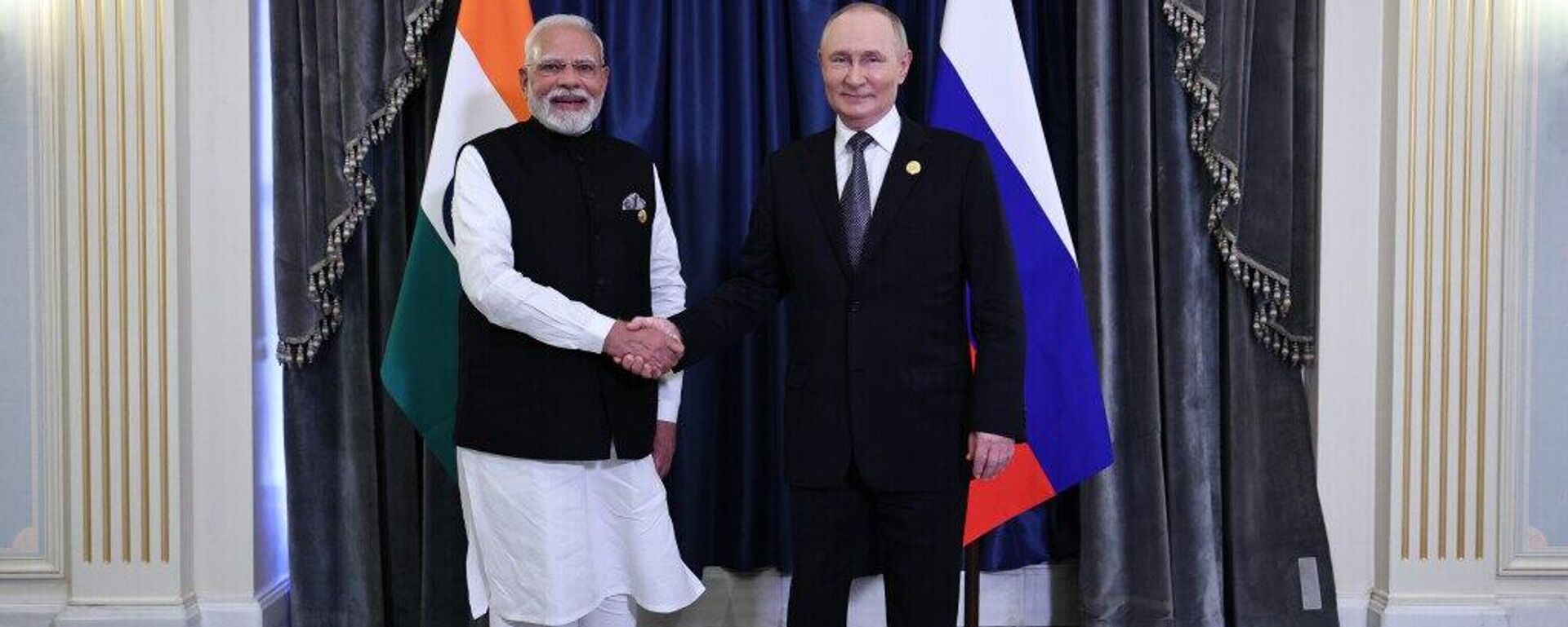 Parceria entre Índia e Rússia é sólida, estratégica e resistente ao tempo, afirma parlamentar indiano - Sputnik Brasil, 1920, 16.10.2025
