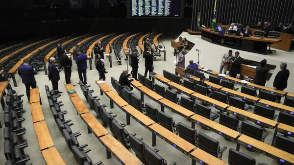 Câmara dos Deputados durante sessão deliberativa virtual para a votação de propostas. Na pauta, sete projetos de decreto legislativo sobre acordos internacionais firmados pelo Brasil, Brasília, 6 de fevereiro de 2025 - Sputnik Brasil