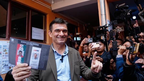 Rodrigo Paz foi eleito presidente da Bolívia pela primeira vez. - Sputnik Brasil