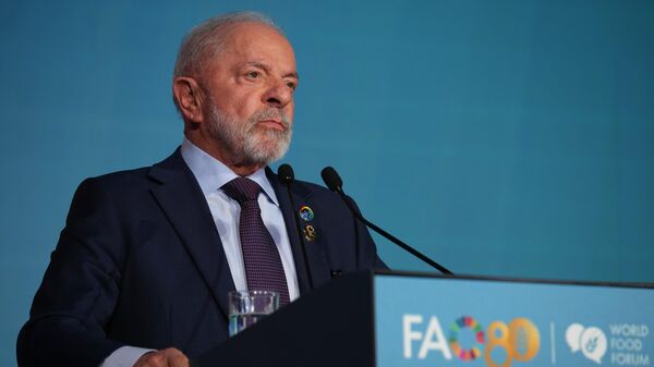 O presidente do Brasil, Luiz Inácio Lula da Silva, discursa durante a reunião do Fórum Mundial da Alimentação, na sede da Organização das Nações Unidas para a Alimentação e a Agricultura (FAO, na sigla em inglês), em Roma. Itália, 13 de outubro de 2025 - Sputnik Brasil
