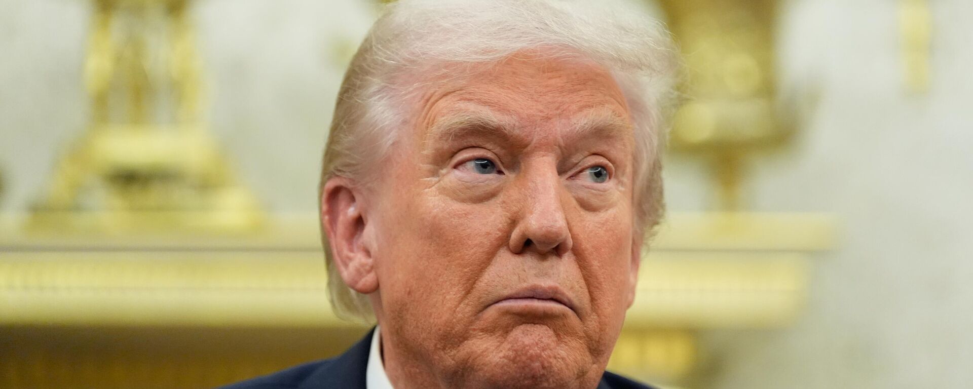 O presidente dos Estados Unidos, Donald Trump, durante encontro com o secretário-geral da ONU, Mark Rutte, em outubro de 2025 - Sputnik Brasil, 1920, 30.11.2025