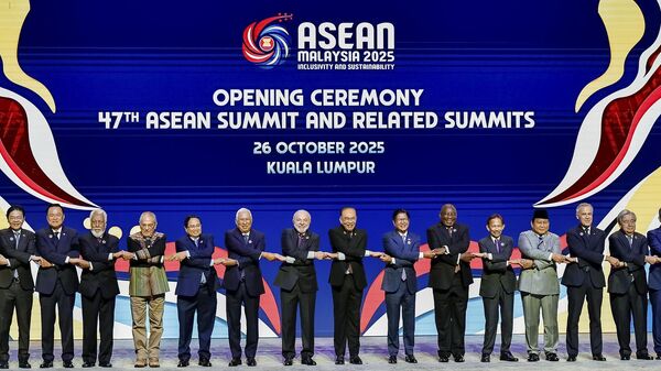 Presidente da República, Luís Inácio Lula da Silva, durante a Cerimônia de Boas Vindas da 47ª Reunião da Asean - Inclusão e Sustentabilidade, realizada em Kuala Lampur, Malásia. - Sputnik Brasil