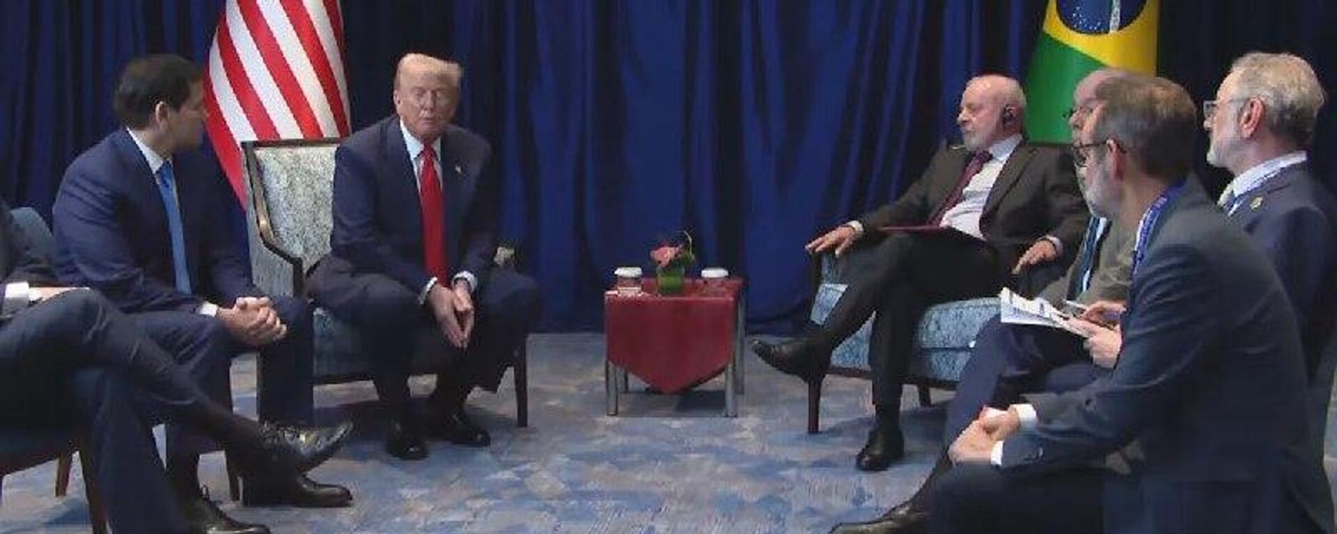 Lula e Trump se reúnem na Malásia para discutir tarifas e parceria entre Brasil e EUA - Sputnik Brasil, 1920, 26.10.2025