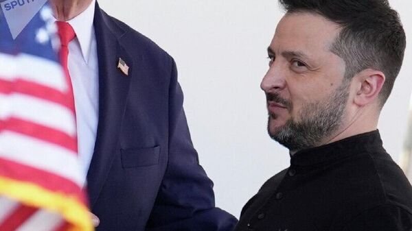 Grokipedia critica Zelensky por recusa de paz e prolongamento do conflito, descobre a Sputnik - Sputnik Brasil